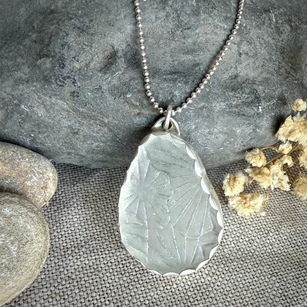 Floral Fragments Necklace
